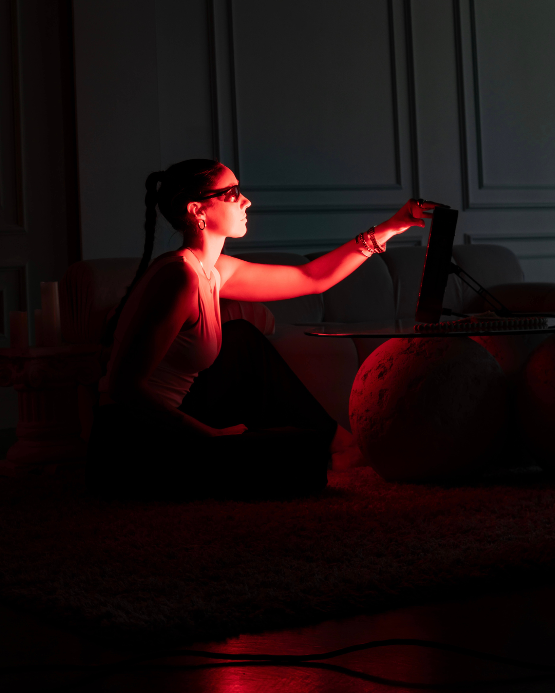 Renew Red Light Therapy Small Panel | Targeted Recovery, Skin & Pain Relief